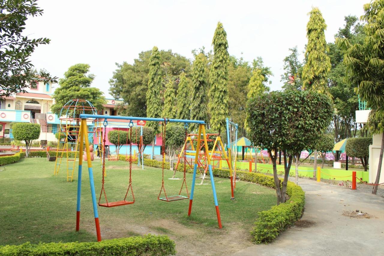 Fun And Food Resort & Holidays Harsola المظهر الخارجي الصورة